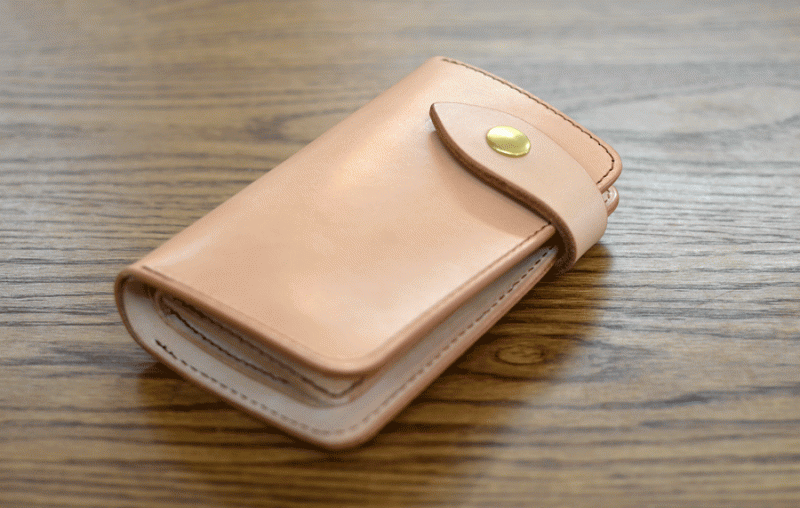 ファスナーミドル財布
