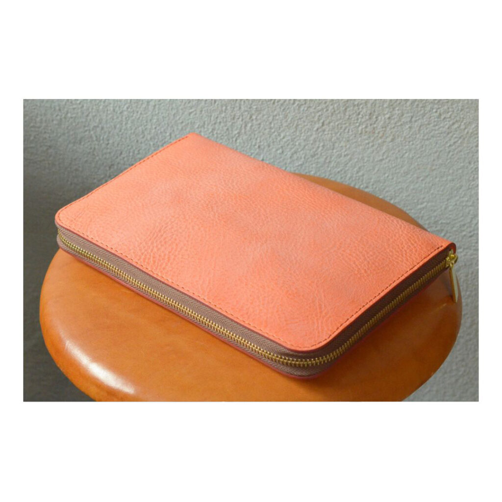 フルオーダーメイドで作製した長財布