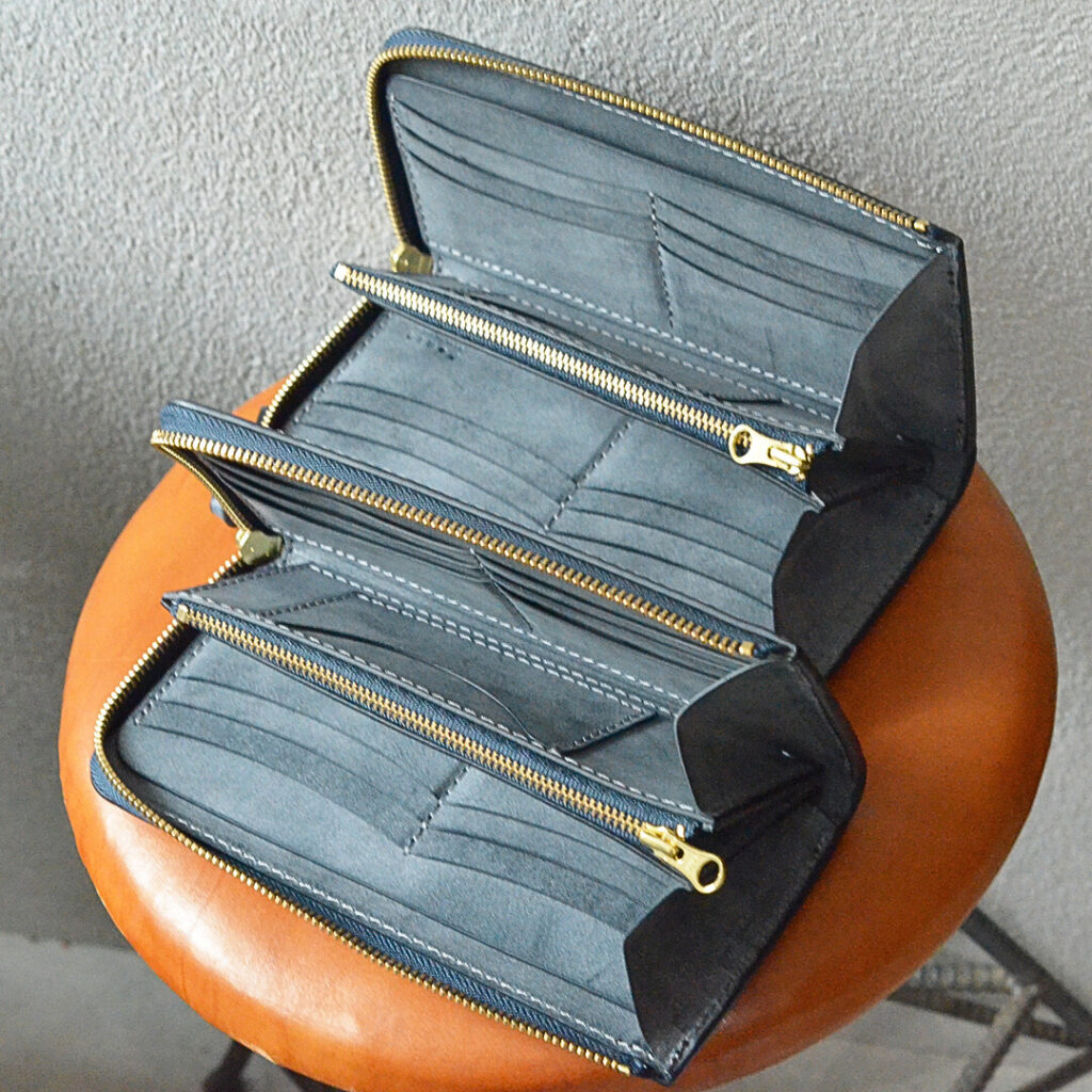 オーダーメイドで作製したペア財布