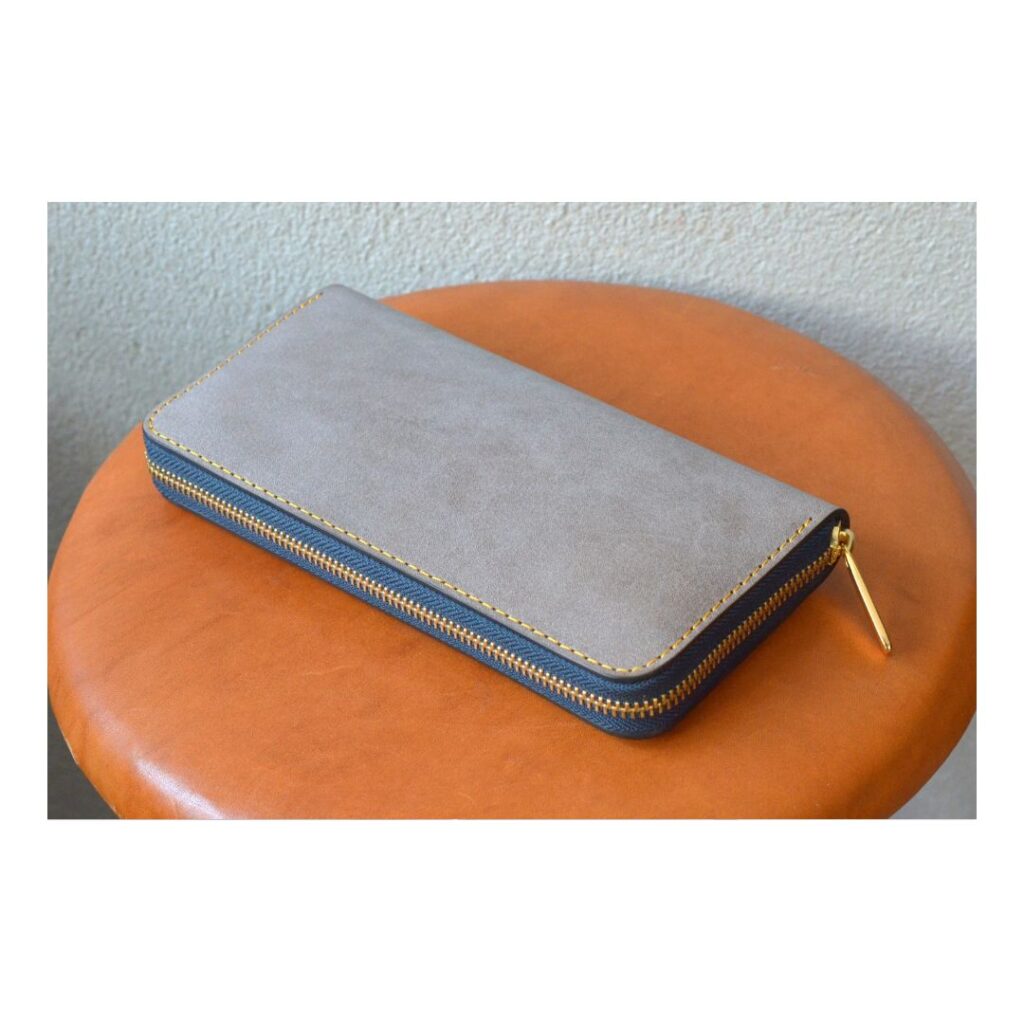 ラウンドファスナー財布