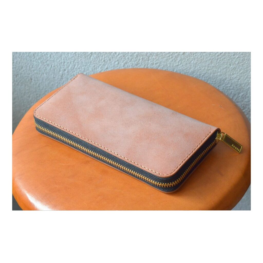 ラウンドファスナー財布