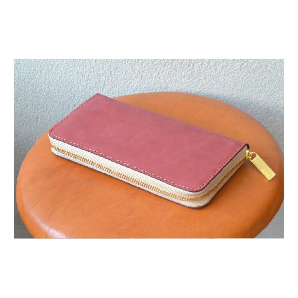 ラウンドファスナー財布