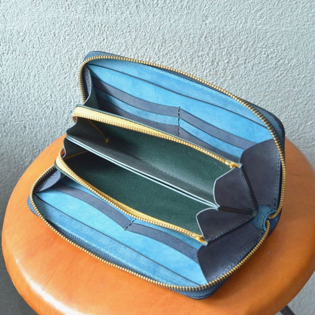 ファスナー財布