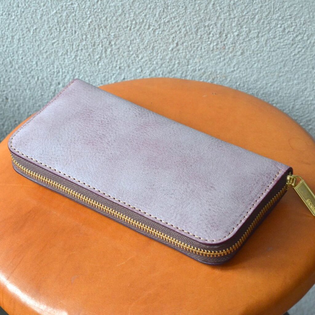 ファスナー財布