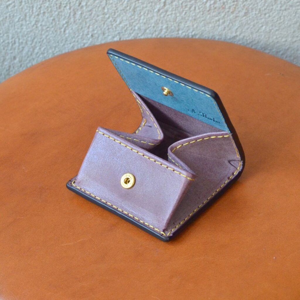 革のコインケース