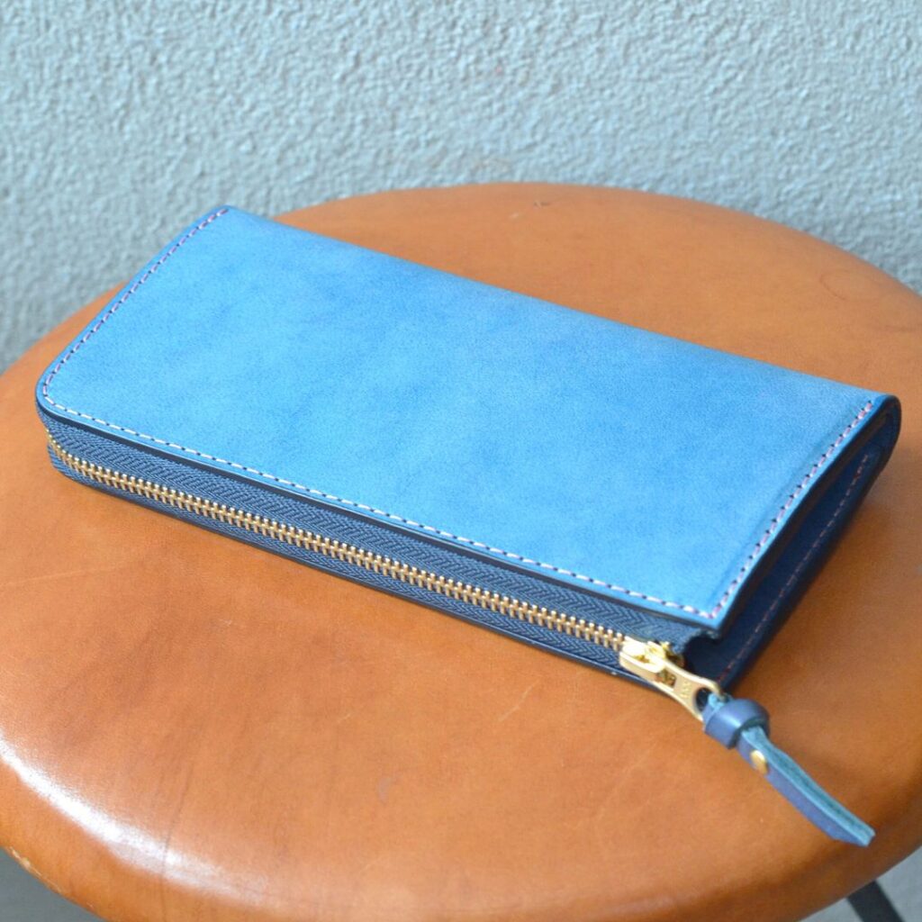 ターコイズとマスタードの財布